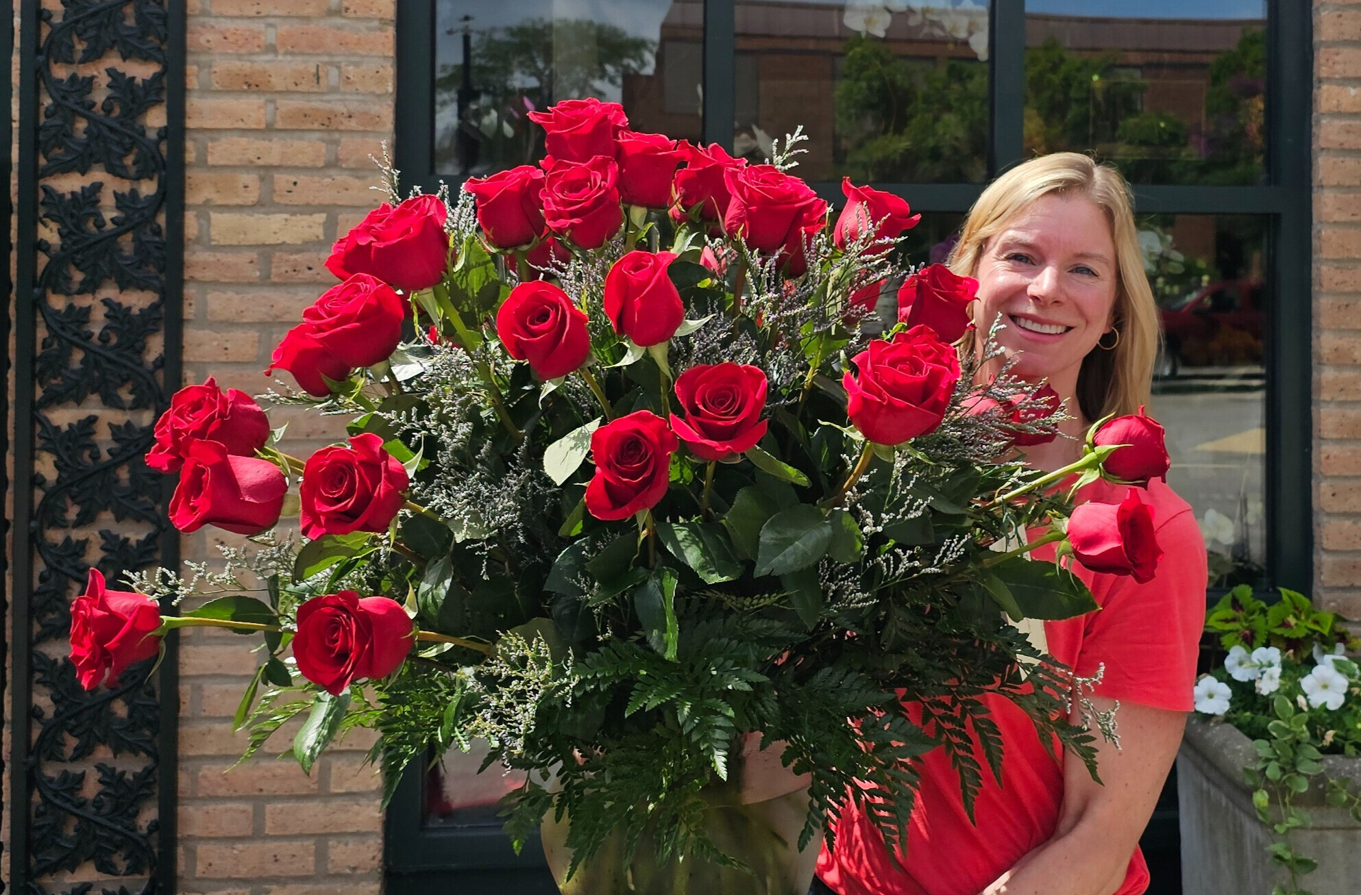 Valentine’s Day 2026: Your Guide to Expressing Love Through Flowers