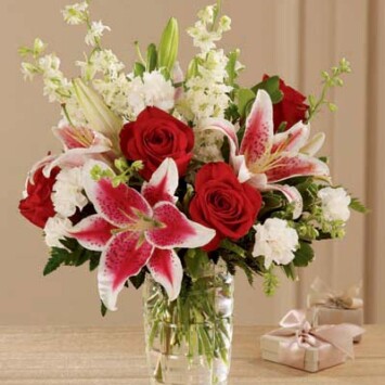 The "Lake Forest" Anniversary Bouquet