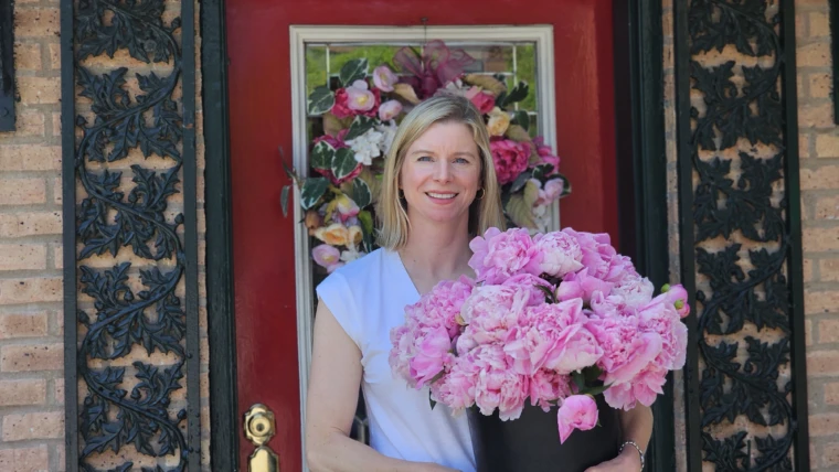 Peony Season: The Beauty, Romance, and Magic of Spring’s Most Beloved Bloom
